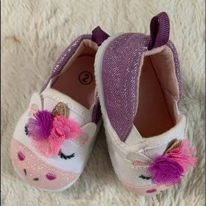 Unicorn 🦄 toddler shoes.